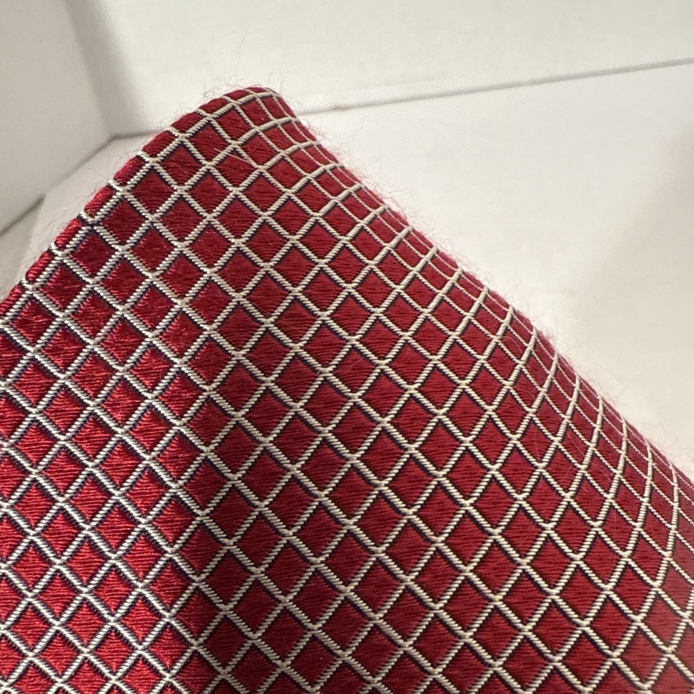 Red Tie With‎ White Check 100% Silk-Geometric Pattern-Handmade-Weatherproof - Picture 9 of 9